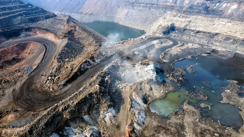 Same Tonnage, Different Story: How Basin Geography Rewrites the Coal Investment Thesis